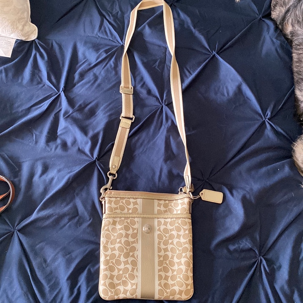 Coach satchel, like new condition